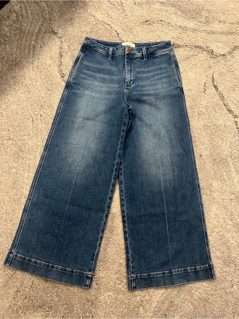 Wide Leg High-Rise Women’s Jeans